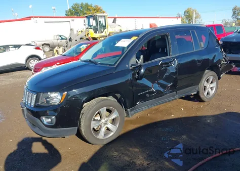 2017 Jeep Compass High Altitude 4X4 z USA, uszkodzony, nr VIN 1C4NJDEB3HD109142